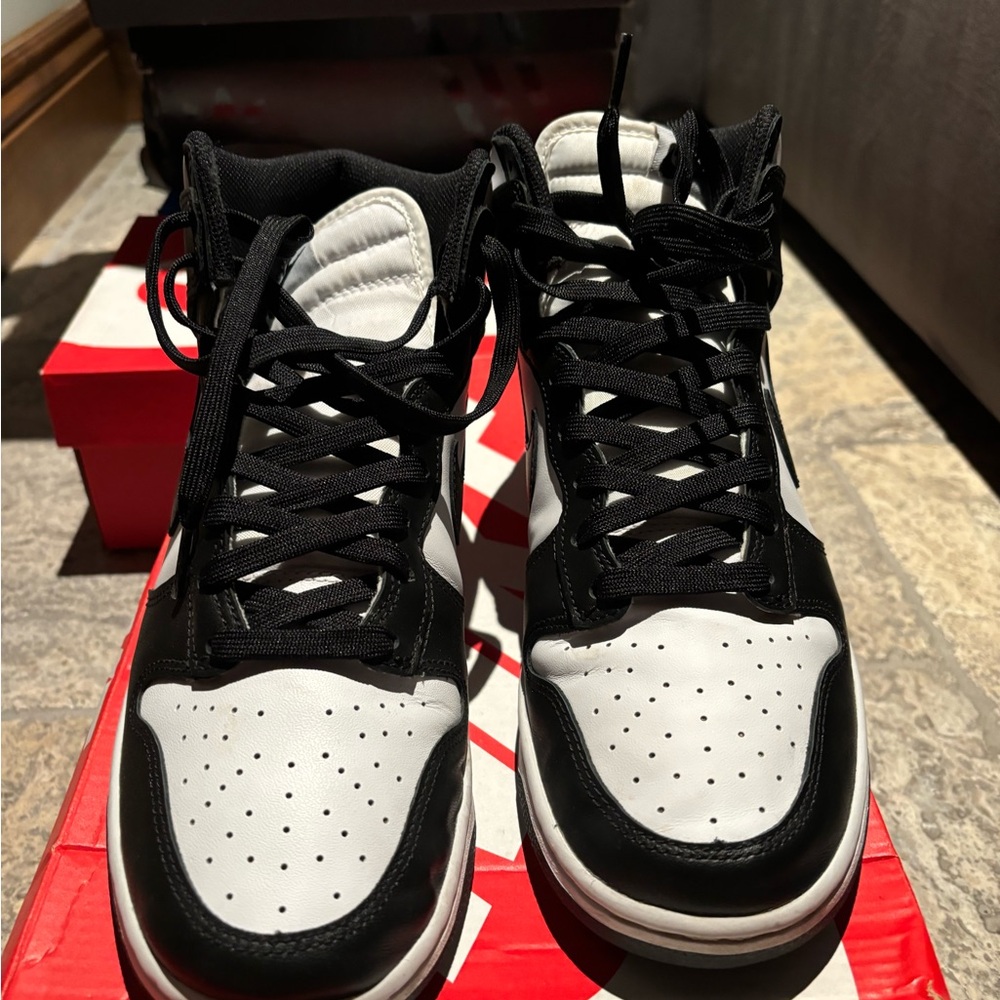 Nike dunks - Picture 3 of 5